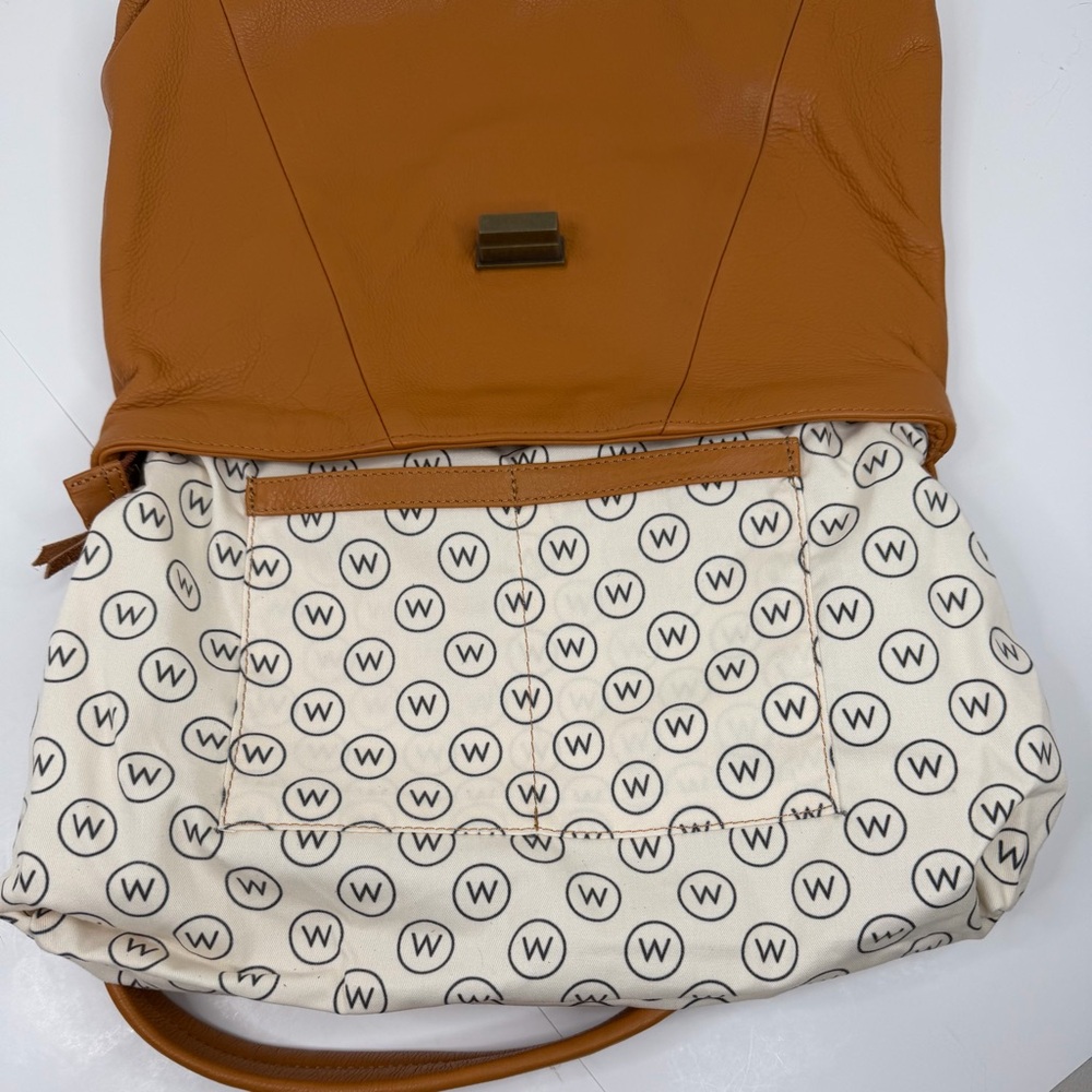 Wander Co The San Leonardo Handbag - Picture 9 of 15